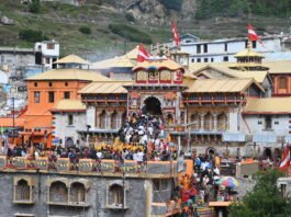 Our Journey to Badrinath Temple and Night stay at Mana village-last village of India in 2024
